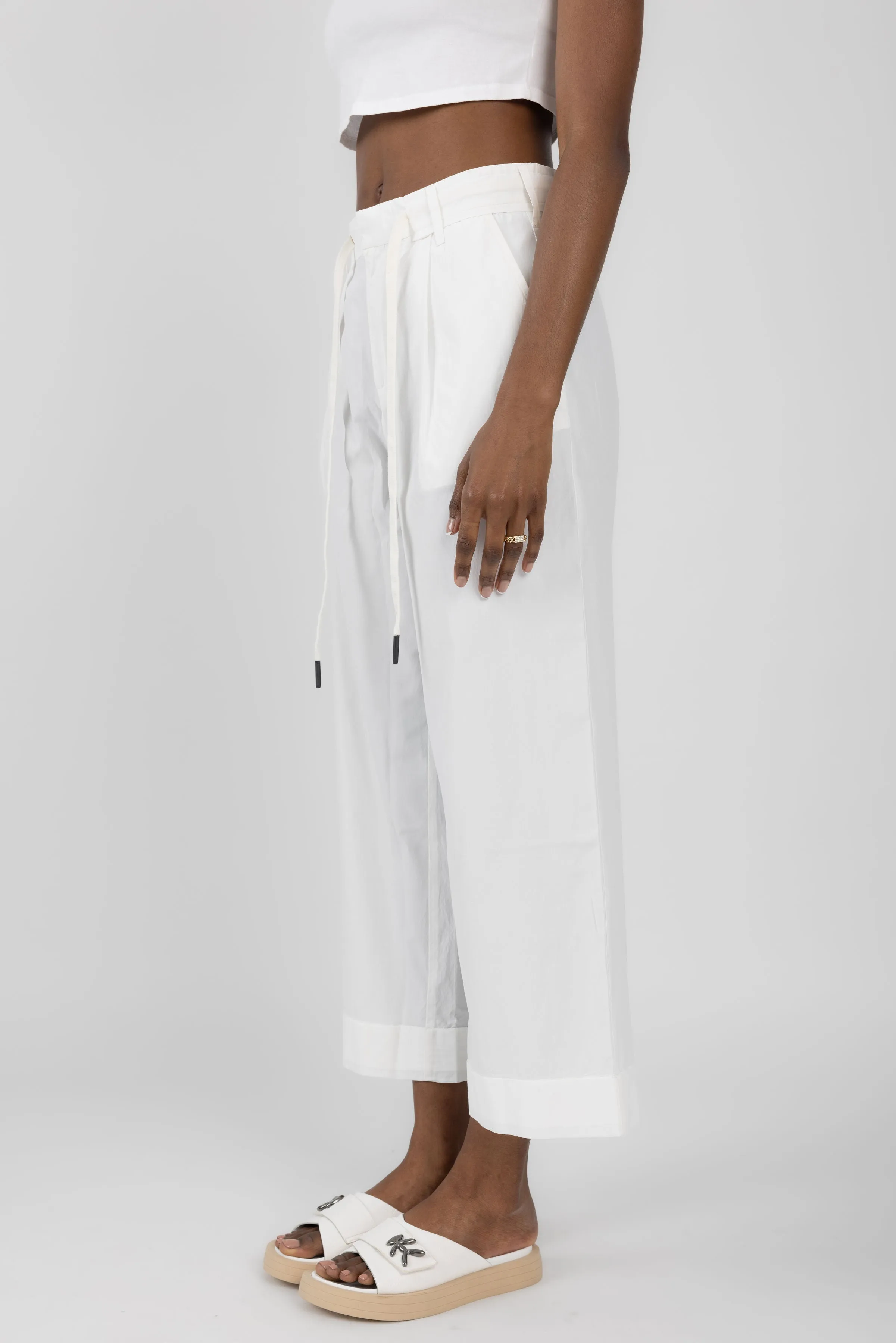 Cropped Pant in White